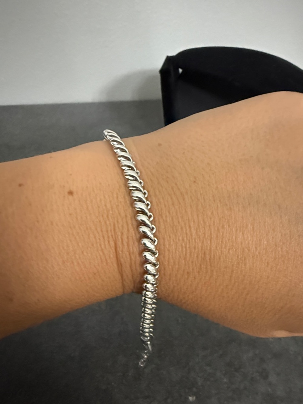 Preloved Monet silver tone bracelet  7” - Picture 5 of 6